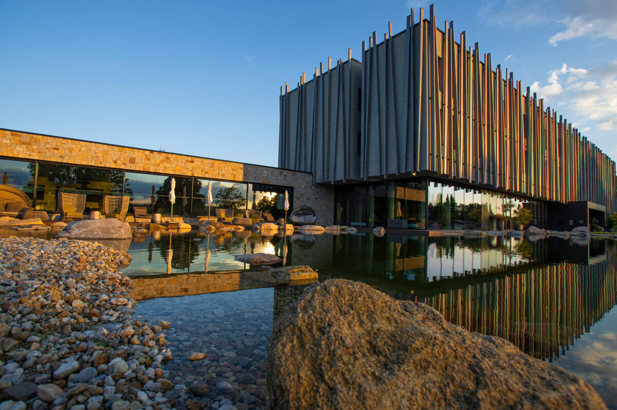Hotel, Nová Bystřice