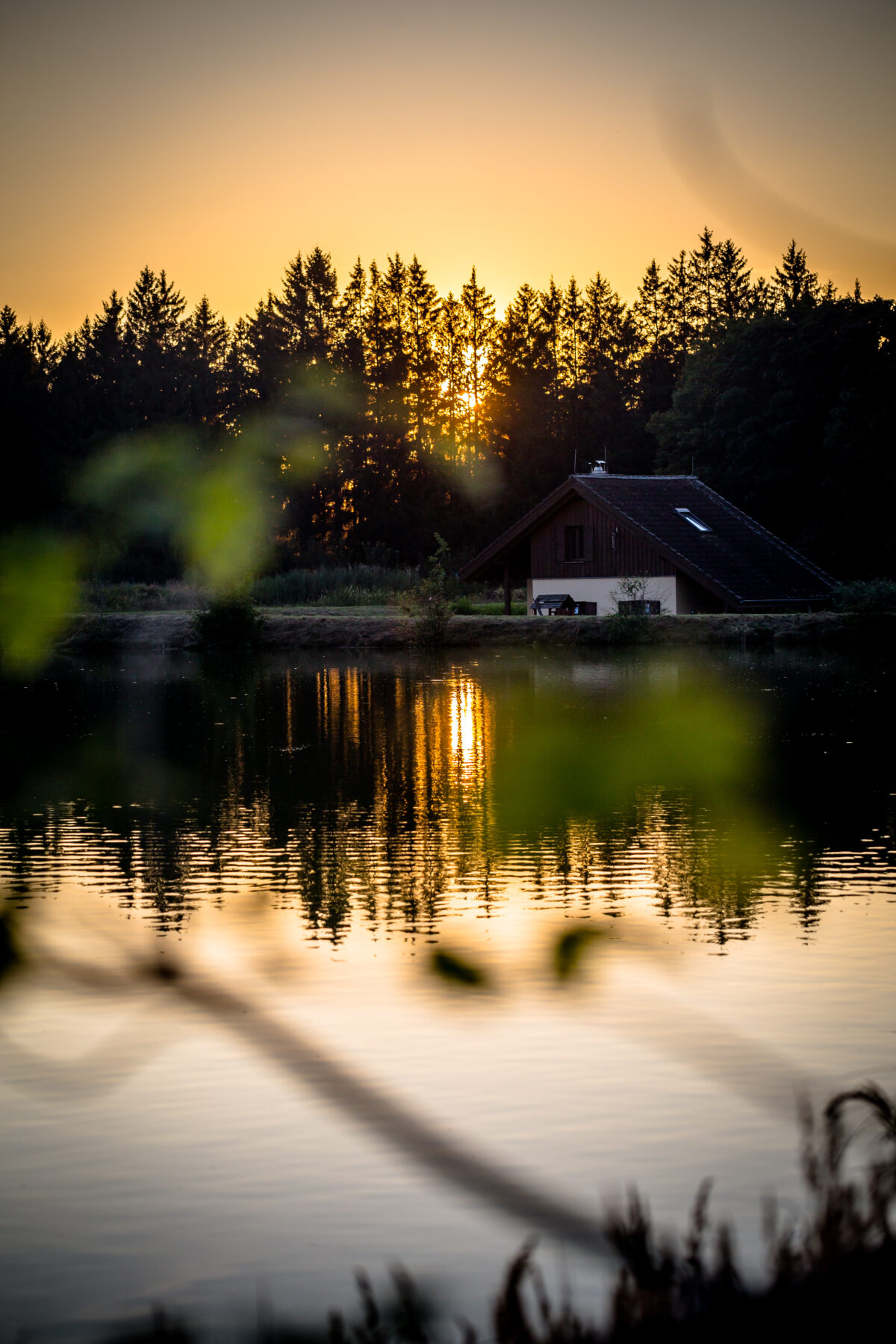 rybník, ubytování